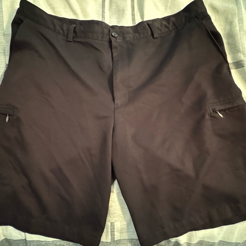 Men's Black Izod Golf Flat Front Shorts